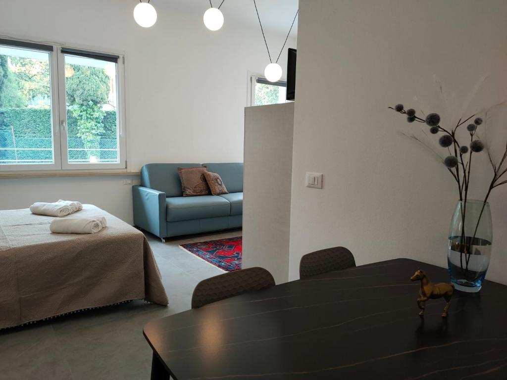 A seating area at IRIS AR holiday-home