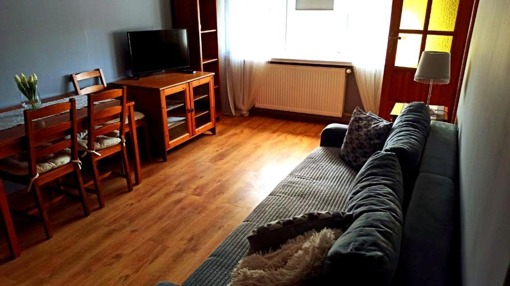 Μια τηλεόραση ή/και κέντρο ψυχαγωγίας στο 3 Rybacka