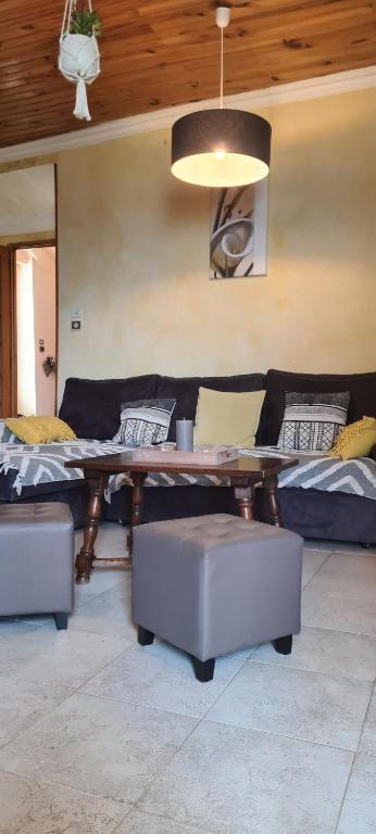 maison de village T4 - Three-Bedroom House