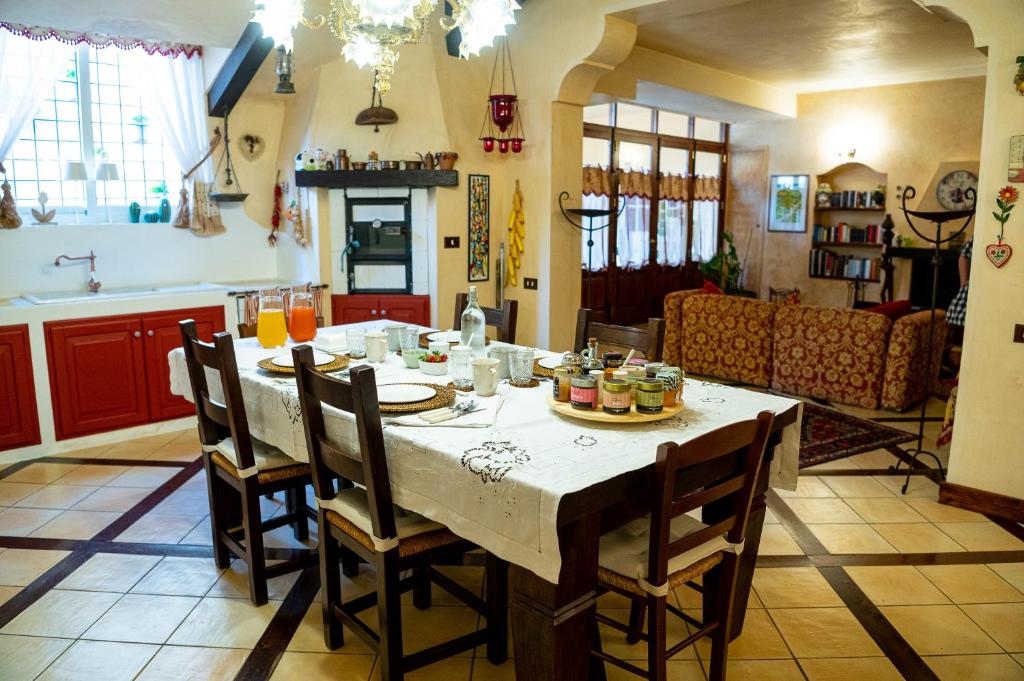 Jídlo v bed and breakfast nebo okolí