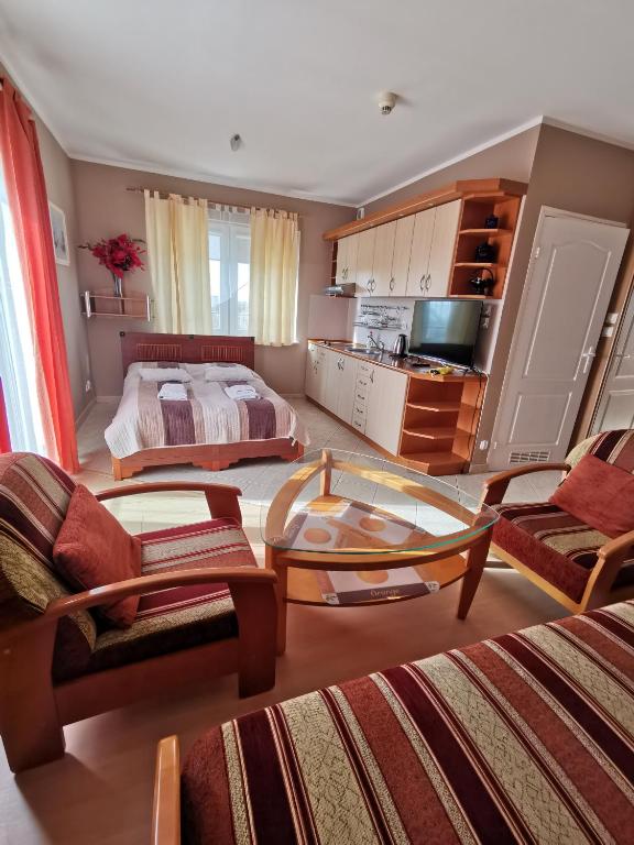 Kuchyňa alebo kuchynka v ubytovaní Apartament Reymonta z widokiem na morze