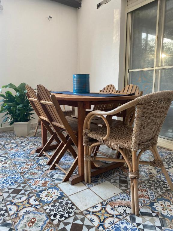 A patio or other outdoor area at Tra mare e lago