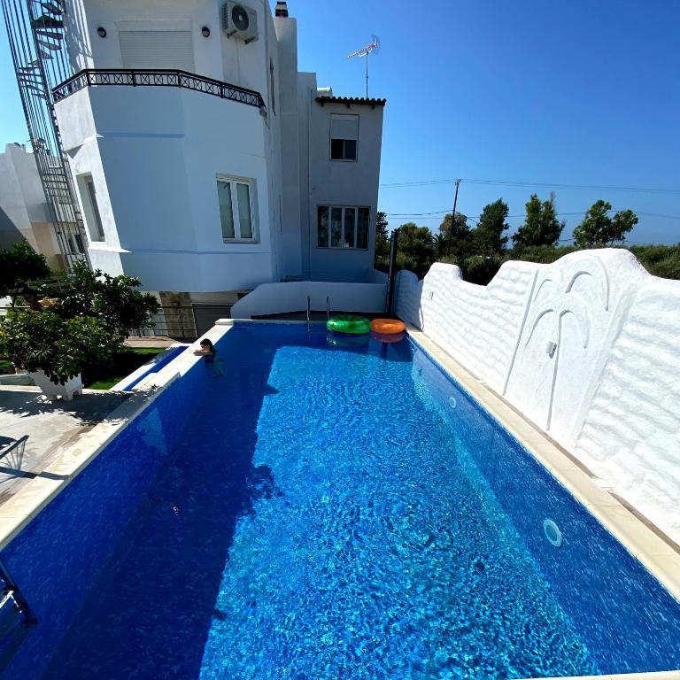 The swimming pool at or close to Maria's Apartments