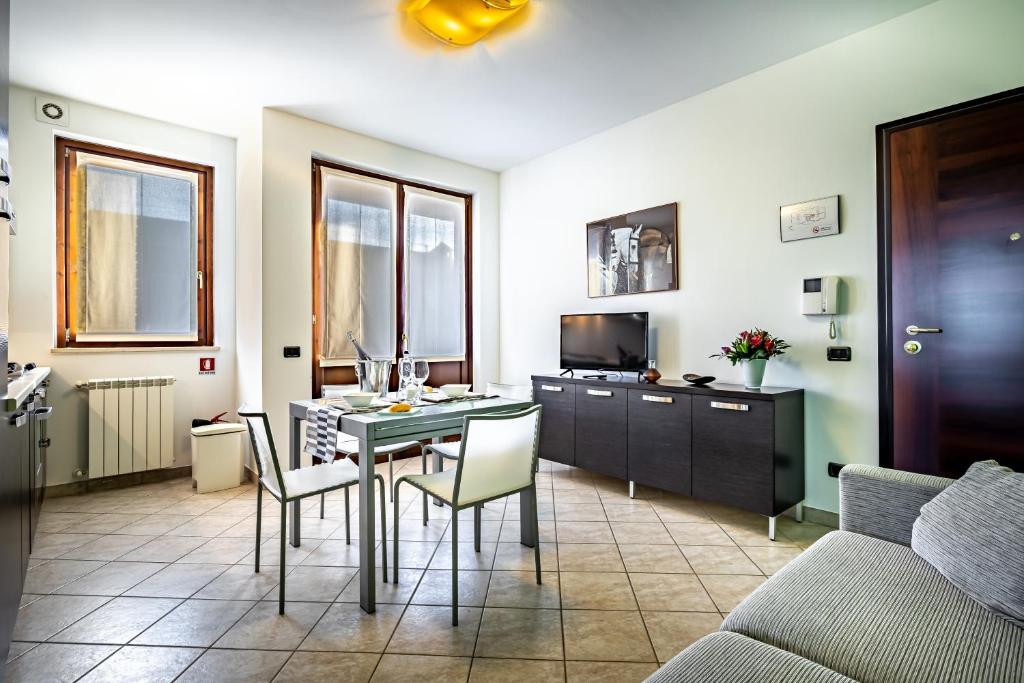 TV a/nebo společenská místnost v ubytování Residence Arianna