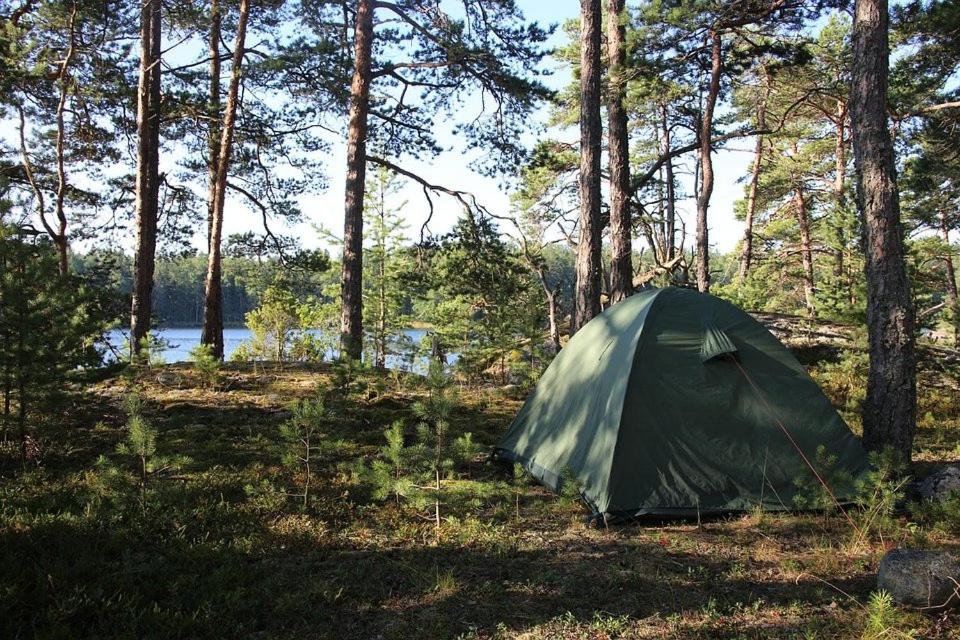 Booking.com: Camping Tälta i Svensk Natur nära fiske och sjö , Ljungby, SVE  . Boka hotell nu!