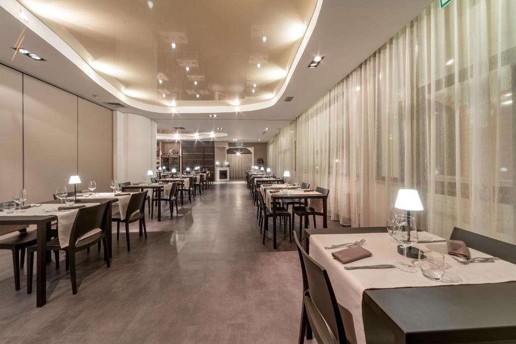 Restaurace v ubytování El Patio Hotel