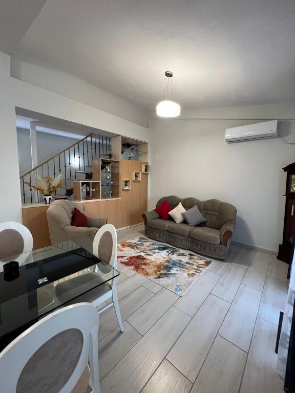 Shkodra Duplex Apartment - Imazhi 11