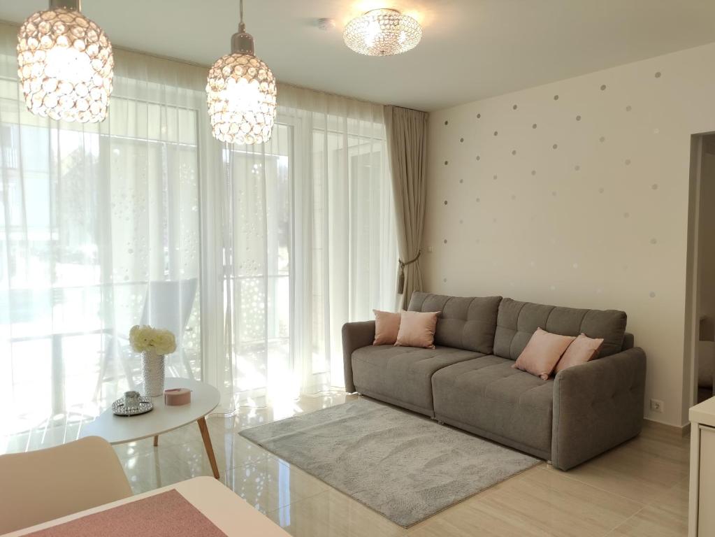 Posedenie v ubytovaní Spa Residence Carbona EmDoNa Luxury Apartment