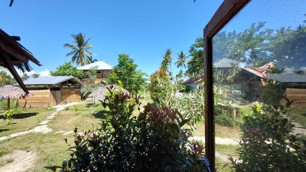 Giardino di Sunset Homestay by Harry & Mimin