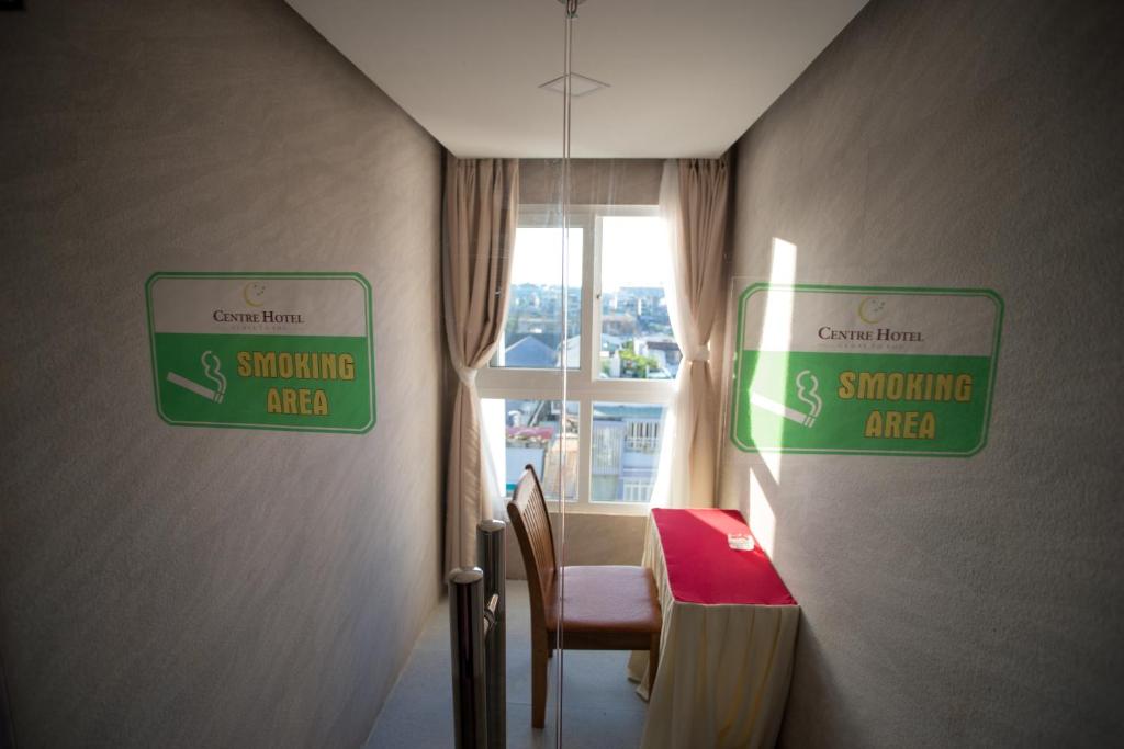 Certifikát, hodnocení, plakát nebo jiný dokument vystavený v ubytování Centre Hotel