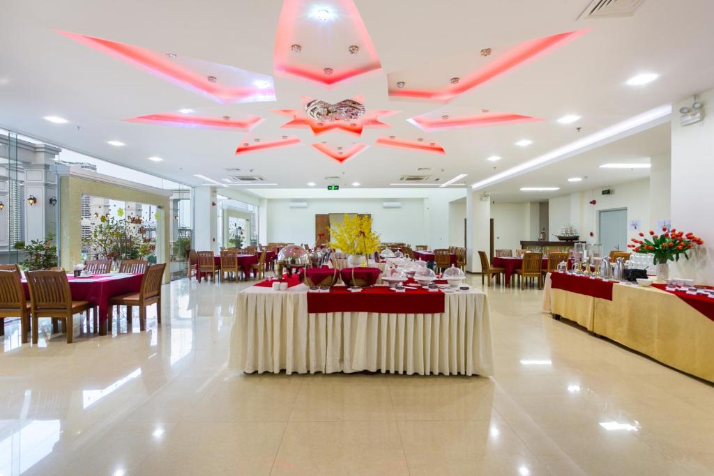 Restaurace v ubytování Centre Hotel