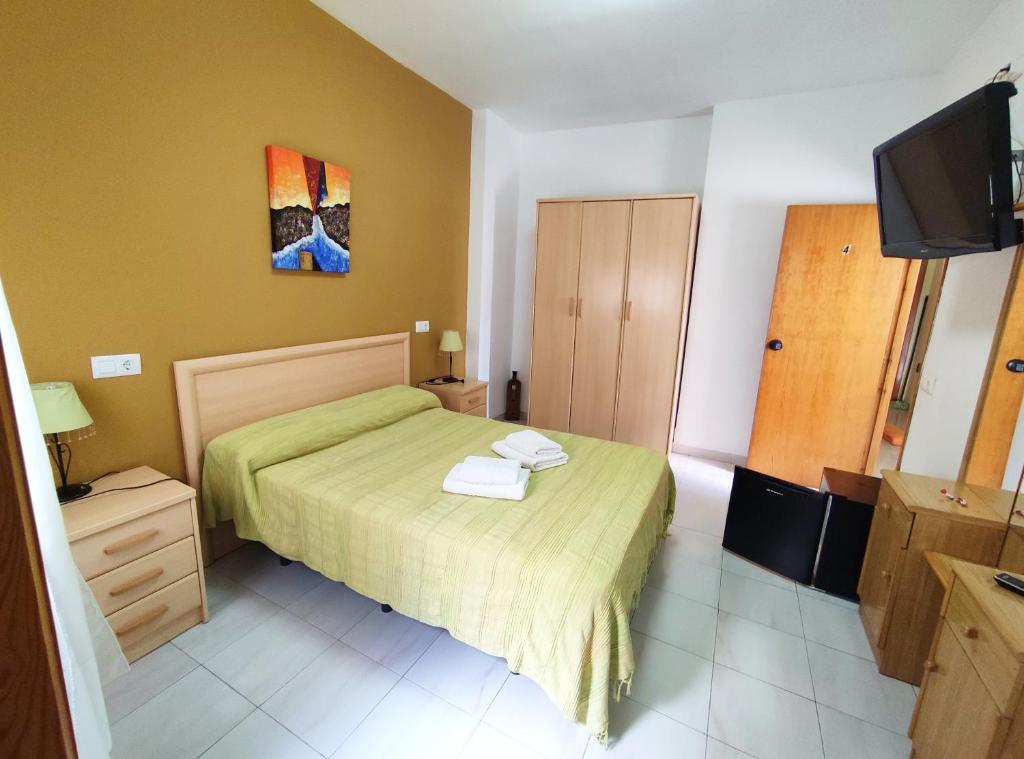 Hostal Neus, Alcalà de Xivert – Updated 2022 Prices