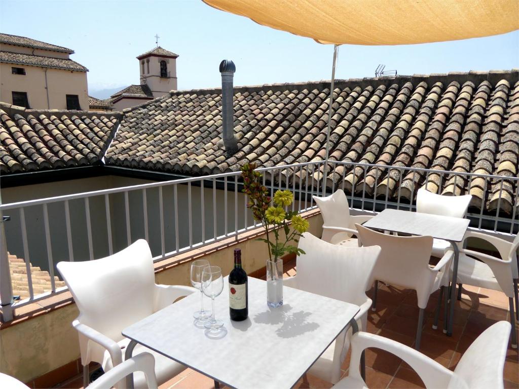 Apartamentos Laurel Suites, Granada – Updated 2023 Prices