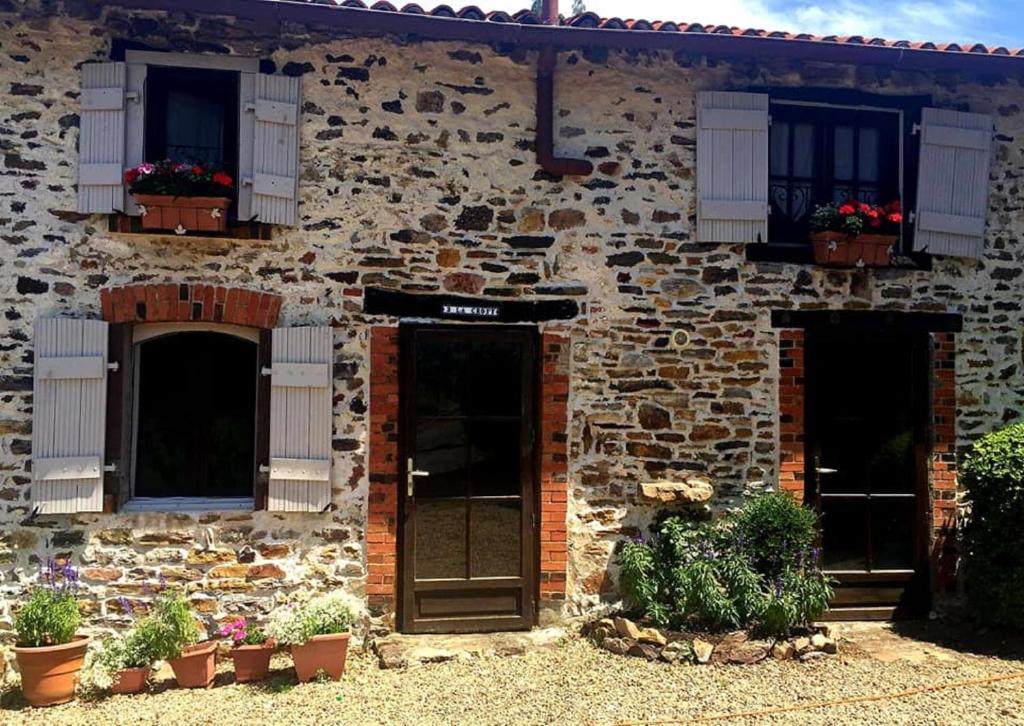 La Belle Grange Bussiere - Housity