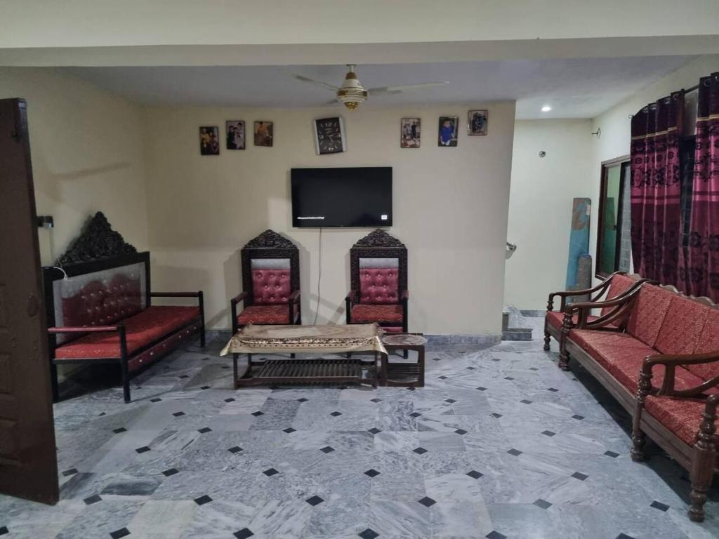Beautiful 3-Bed Apartment in Gujar Khan, Gūjar Khān – Updated 2024