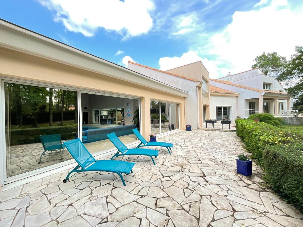 Les Jardins de la Muse, piscine couverte, spa et fitness - Apartamento Con Vistas Al Jardín