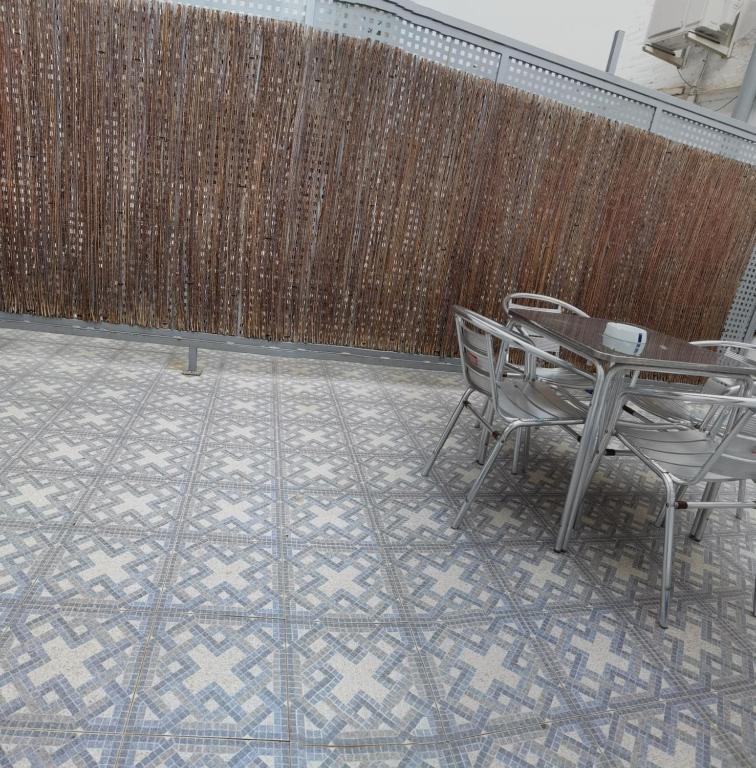 Fotografia z galérie ubytovania BARCELONA DUPLEX DE 3 HABITACIONES v destinácii Hospitalet de Llobregat