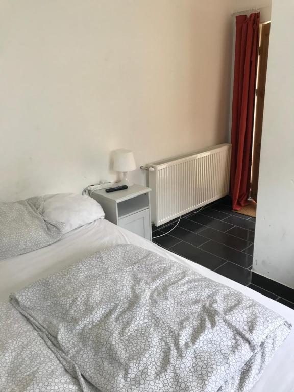 En eller flere senger på et rom på Kerti franciaágyas apartman