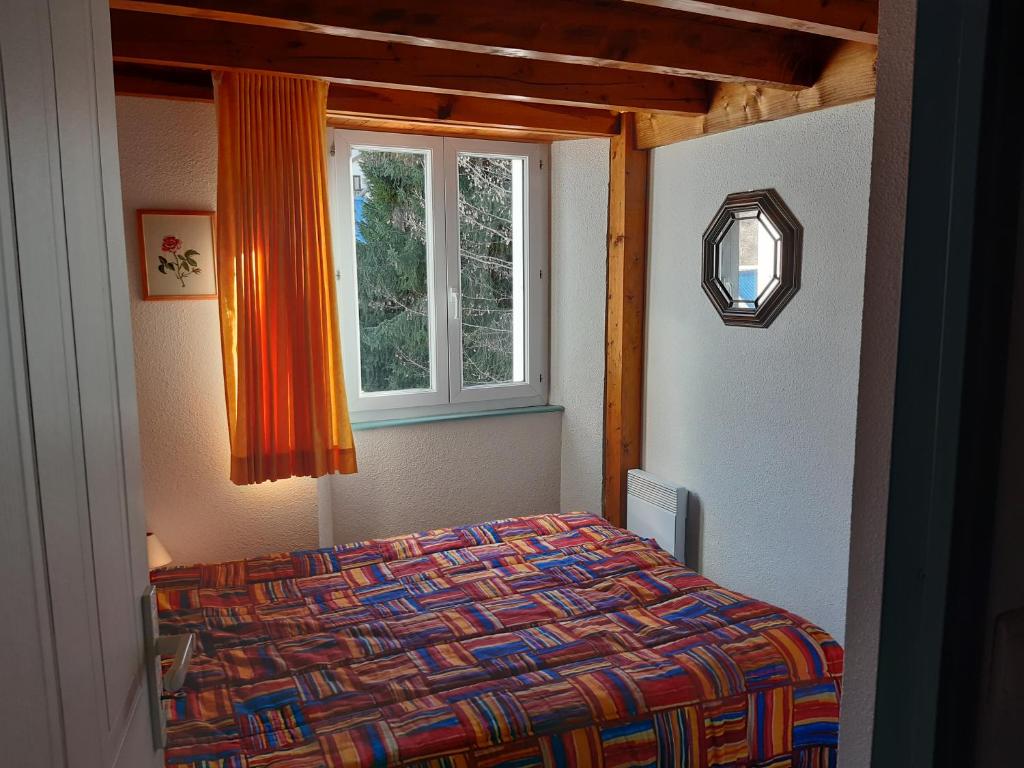 Appart situé au sein d'une résidence à Barèges pour 4 à 6 personnes, 1 chambre, 1 mezzanine - Apartamento De Dos Dormitorios