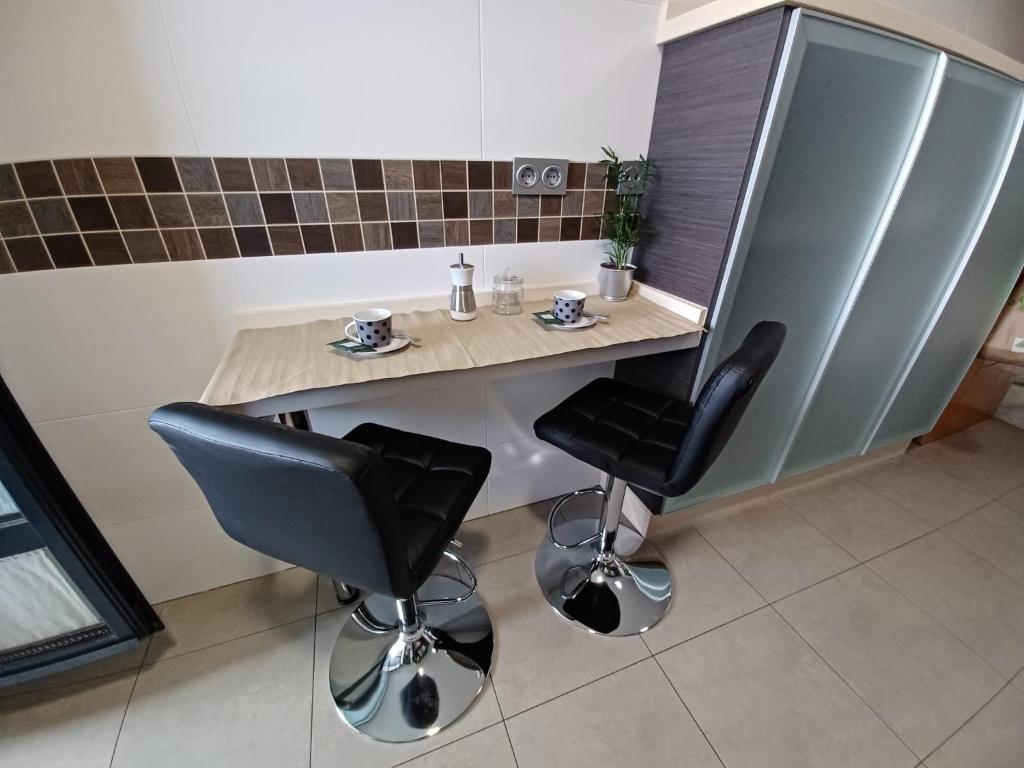 Fotografia z galérie ubytovania Magnífico apartamento en El Pto de Sta María, aire acc, piscina, zona niños y padel v destinácii El Puerto de Santa María