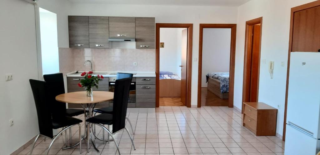 Kuchyňa alebo kuchynka v ubytovaní Apartments Bellus Mare
