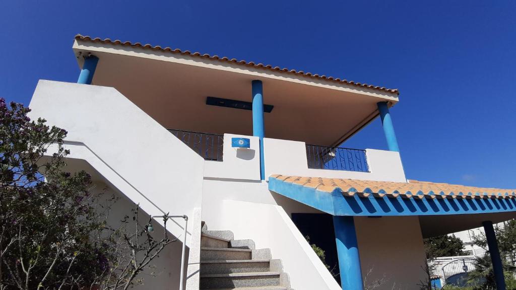 The building in which the holiday home is located