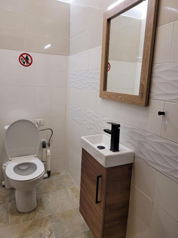 Apartament Paradise - Imazhi 8