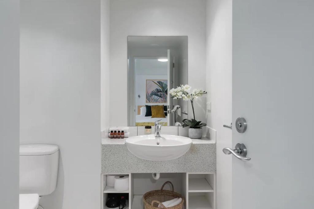 Cathedral Junction Apartments - Resim 8