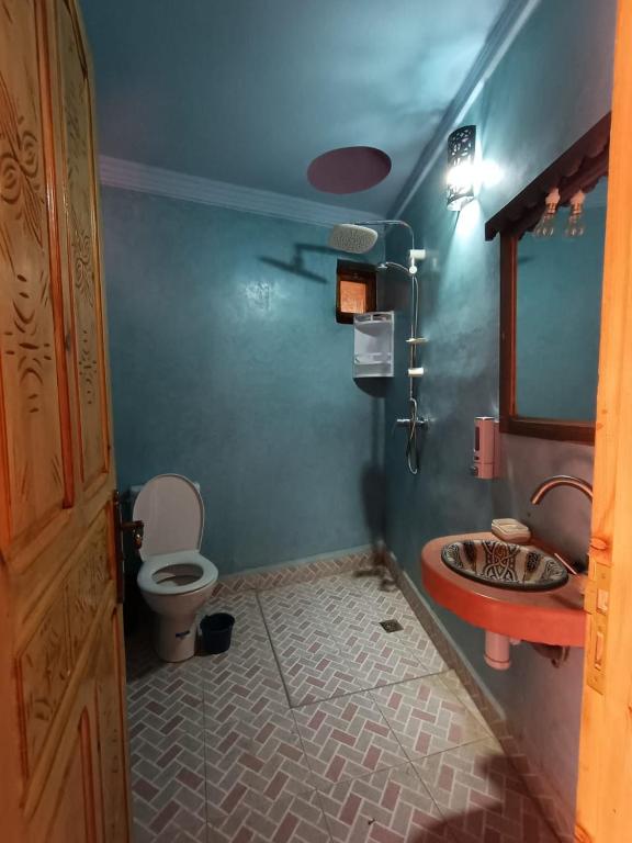Koupelna v ubytování Riad Atlas Sultana
