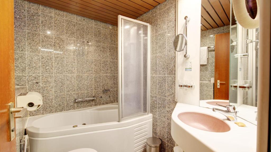 Koupelna v ubytování Hotel Spahr