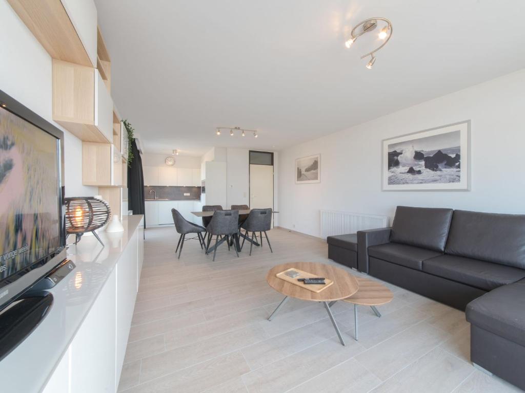 TV a/nebo společenská místnost v ubytování Apartment Ref- 703 by Interhome