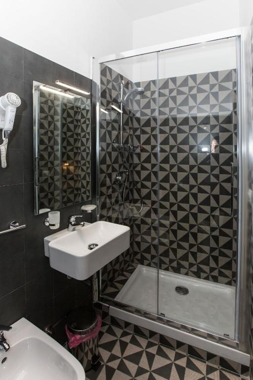 Koupelna v ubytování Malù Suites