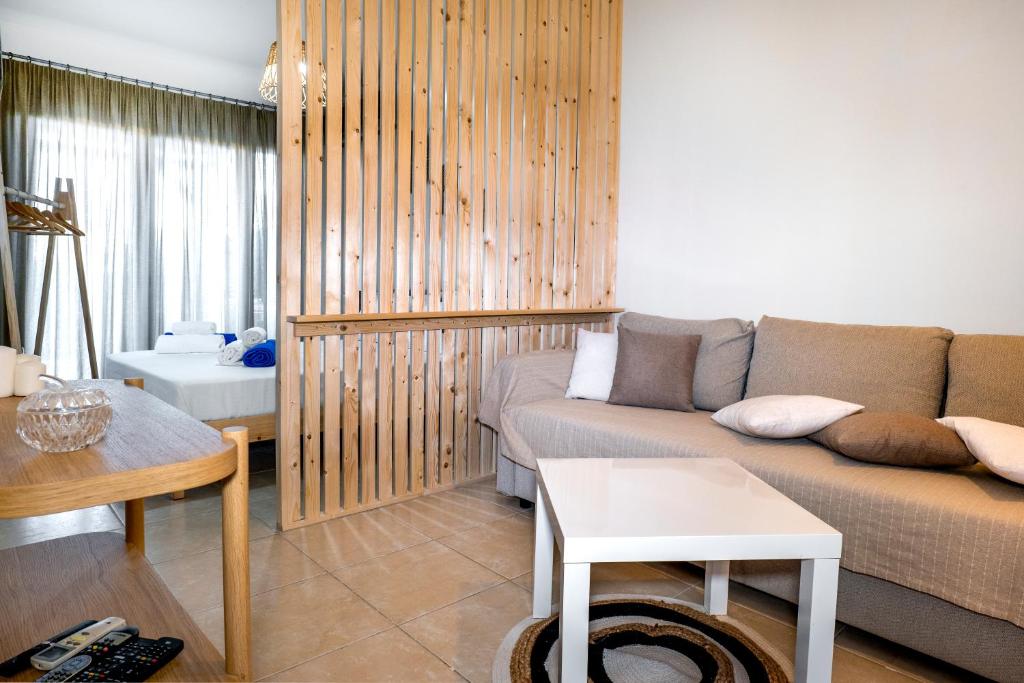 Część wypoczynkowa w obiekcie Memi Beach front Villa