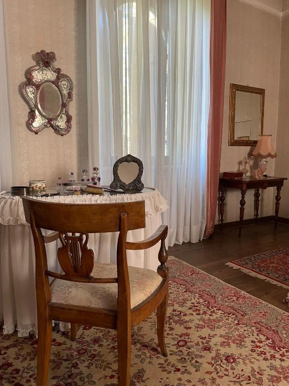 Fotografia z galérie ubytovania CASA LA TORRE un castello alle porte di Firenze vo Florencii