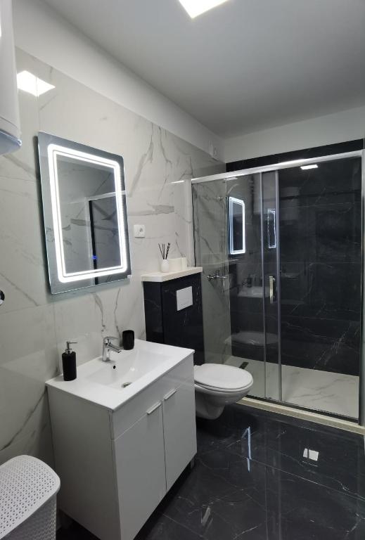 Koupelna v ubytování Apartman Lu