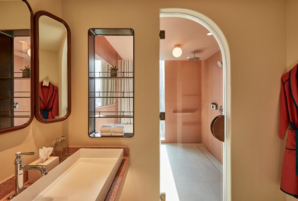 The Standard, Bangkok Mahanakhon - Resim 25