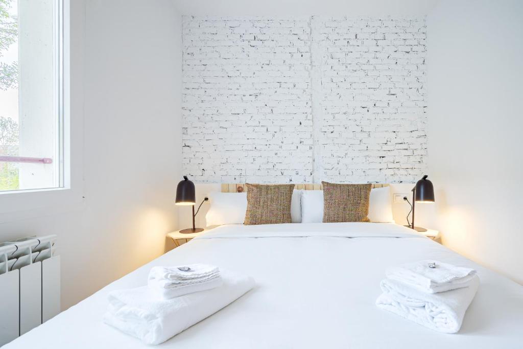 Vallecano Apartments by Olala Homes - 2