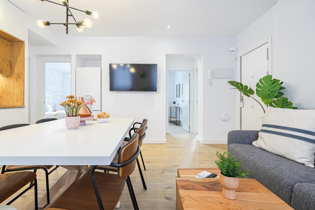 Vallecano Apartments by Olala Homes - 3