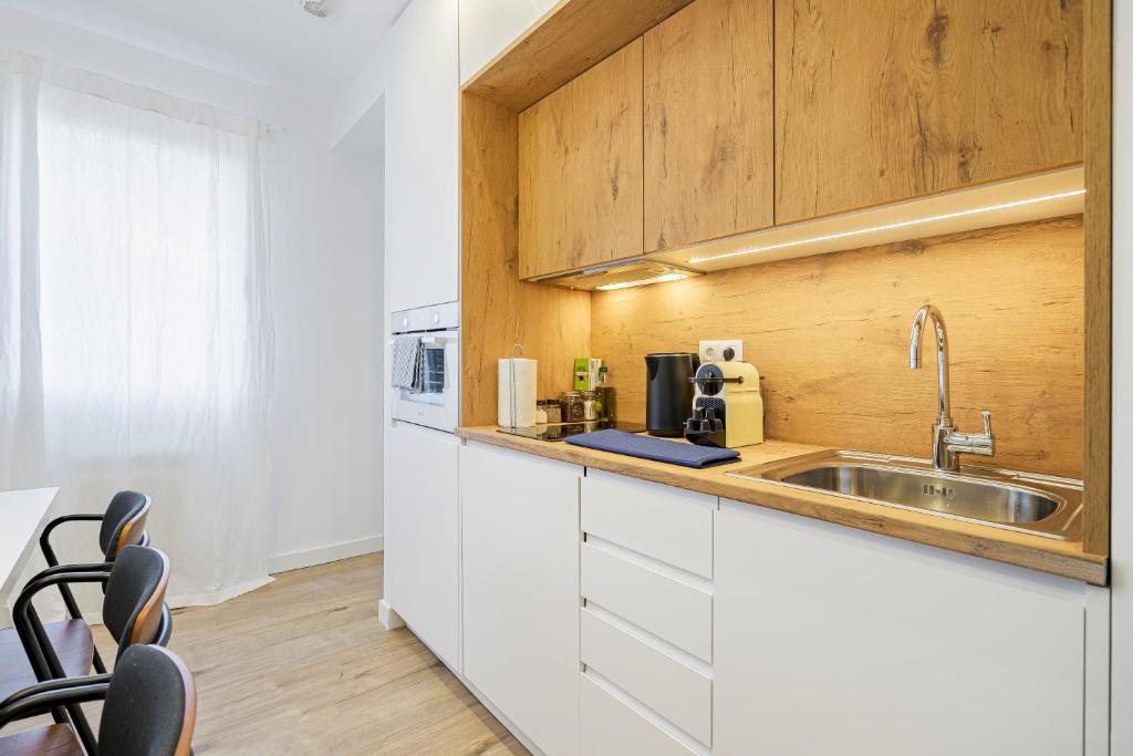 Vallecano Apartments by Olala Homes - 6