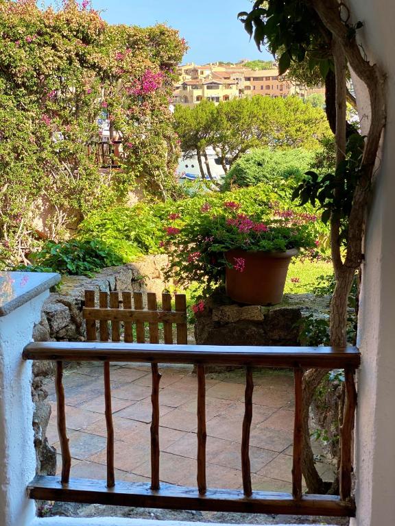 A garden outside La Casa Smeralda