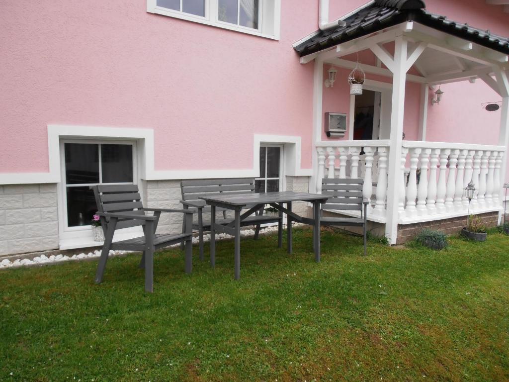 Zahrada ubytování Schöne Moderne Wohnung