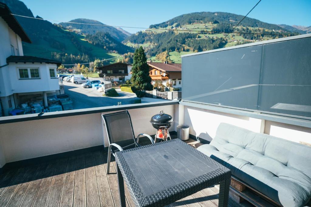Nespecifikovaný výhled na hory nebo výhled na hory při pohledu z apartmánu