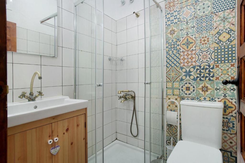 A bathroom at Casa Mamayana