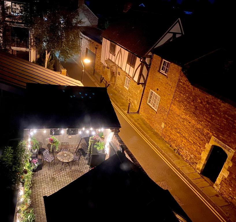 an overhead view of a patio at night at Trinity View YORK in York