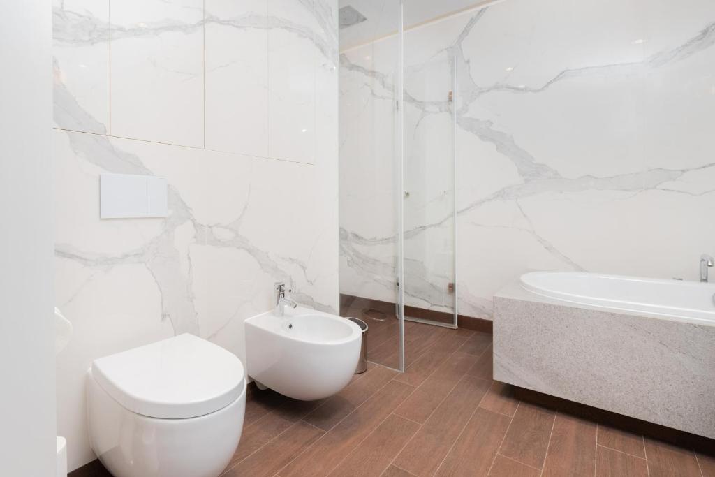 Kúpeľňa v ubytovaní Sea Towers 15th floor Apartment with Sea View by Renters Prestige