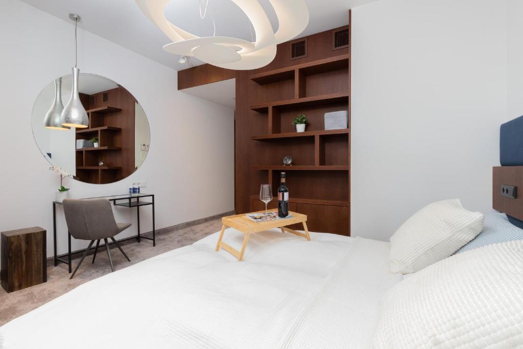 Posteľ alebo postele v izbe v ubytovaní Sea Towers 15th floor Apartment with Sea View by Renters Prestige
