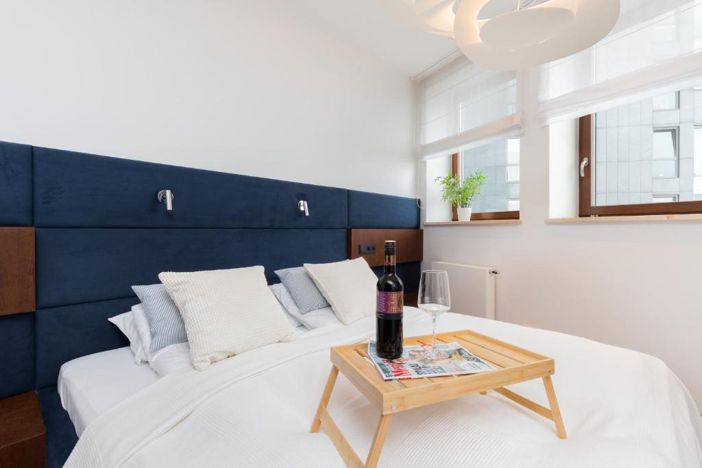Posteľ alebo postele v izbe v ubytovaní Sea Towers 15th floor Apartment with Sea View by Renters Prestige