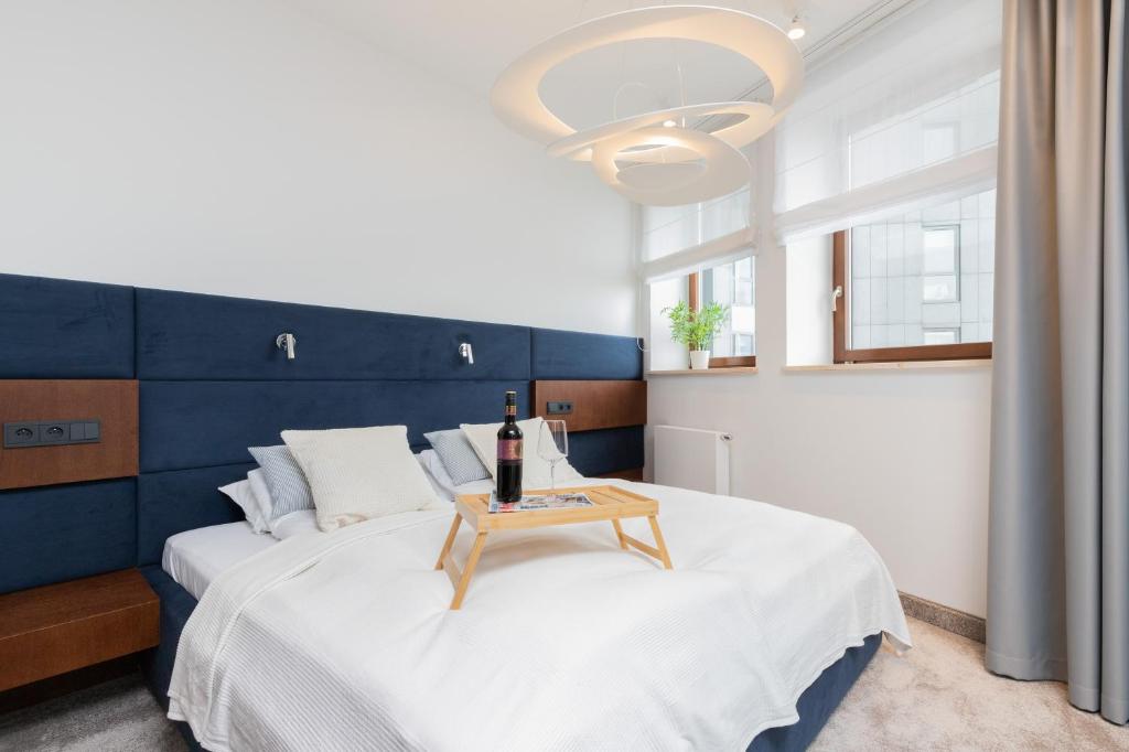Posteľ alebo postele v izbe v ubytovaní Sea Towers 15th floor Apartment with Sea View by Renters Prestige