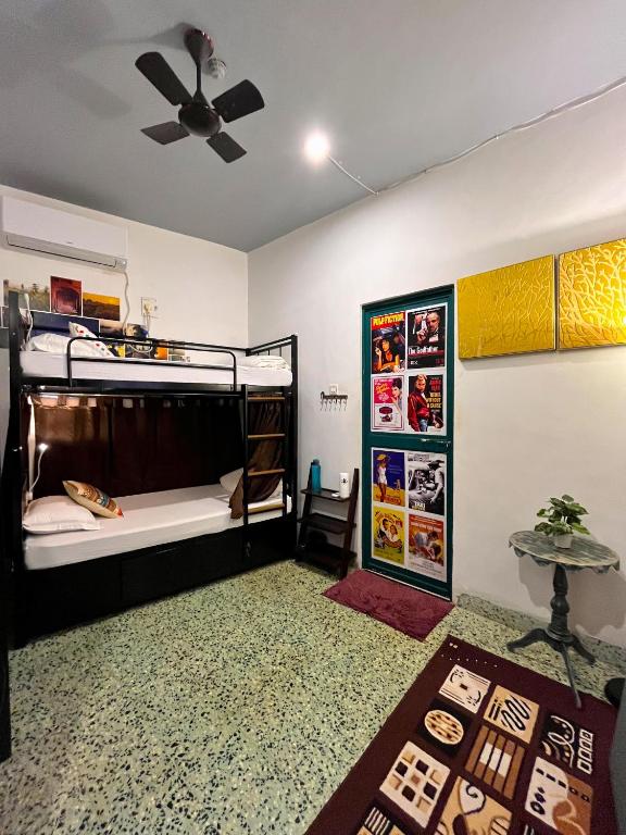 Postel nebo postele na pokoji v ubytování U.R.D.Ki Hostel