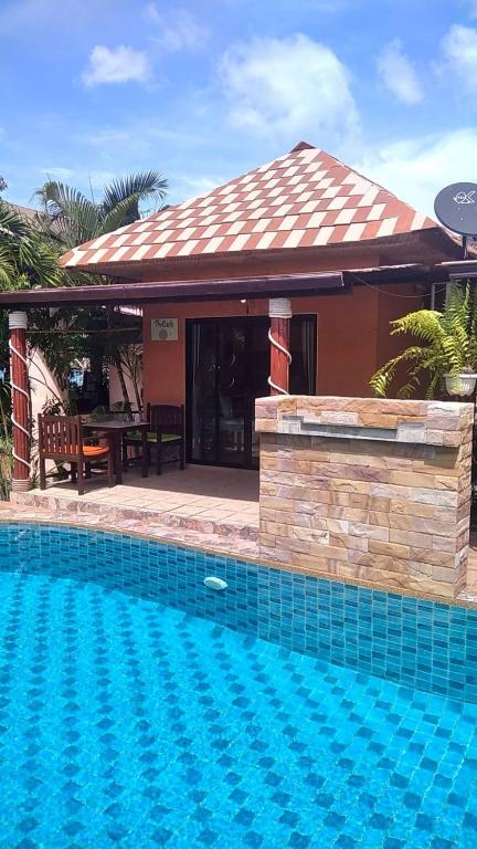 Bazén v ubytování Panisara Pool Villa Resort Huahin nebo v jeho okolí